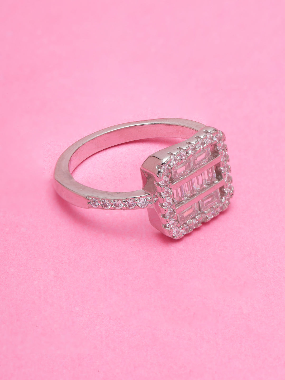 SILVER SQUARE SERENADE RING