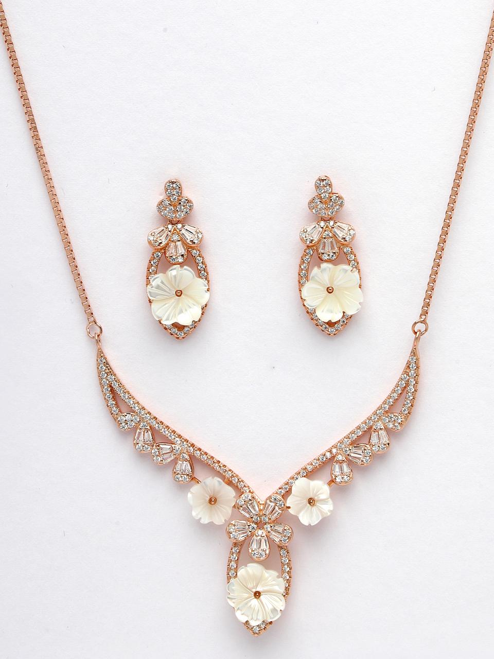 Rose-Tulip-Chain-Set