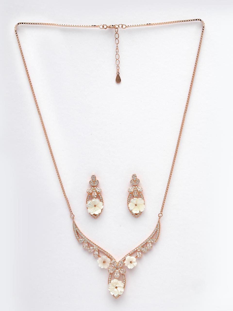 Rose-Tulip-Chain-Set