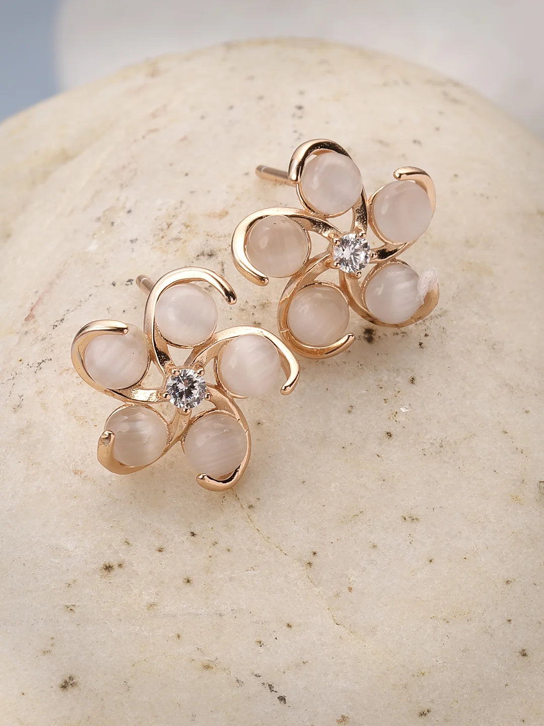 rose-gold-florecstence-gleam-earring