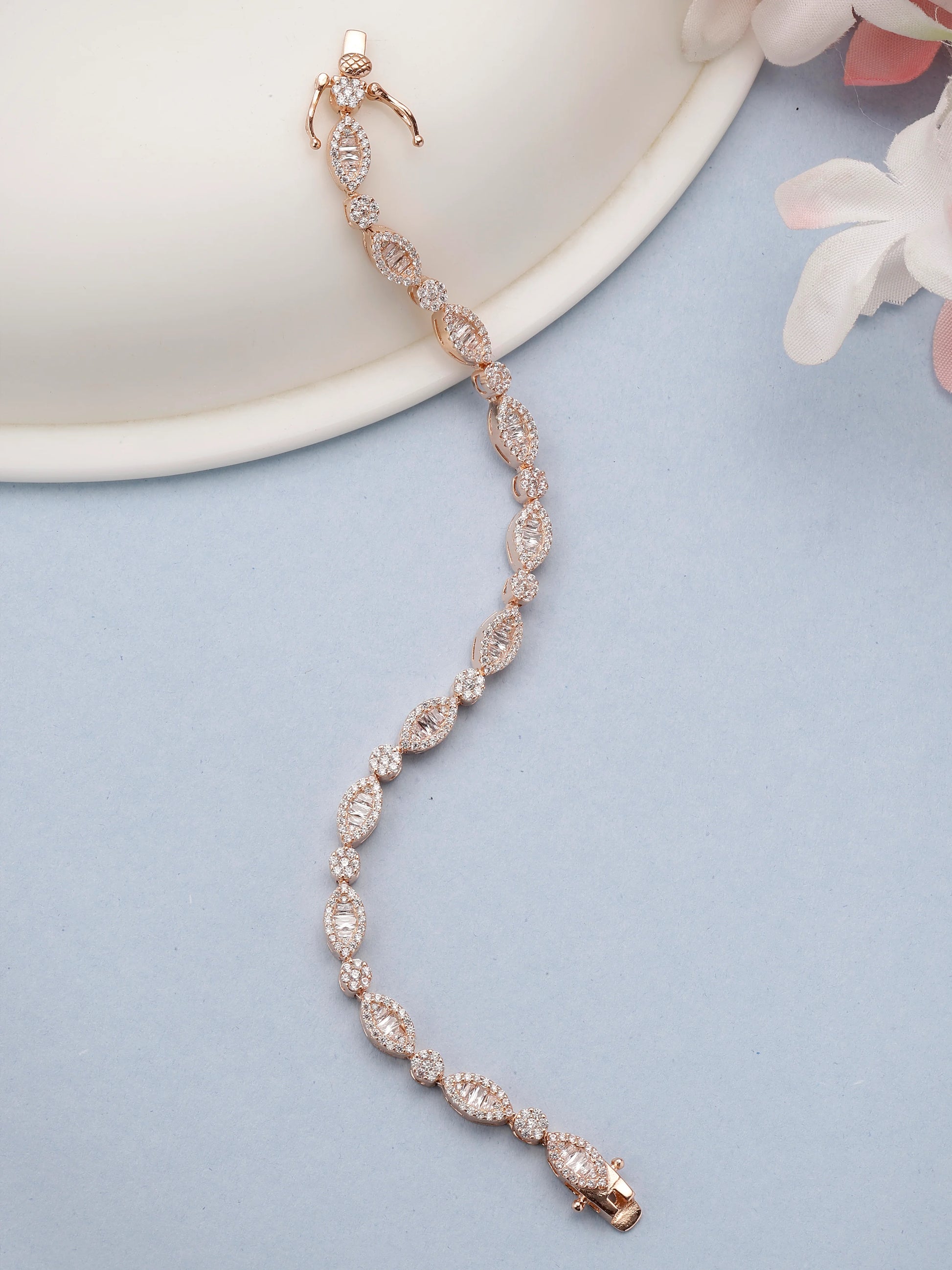 rose-teardrop-braclet.